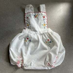 Vintage Baby Girl Cradle Togs Bubble Romper Embroidery 6 months